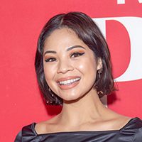 Eva Noblezada